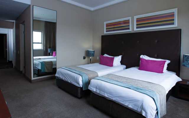 Apollo Hotel