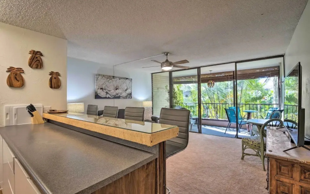 Breezy Condo w/ Screened Lanai in Kailua-kona!