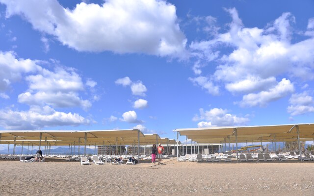 Sunmelia Beach Resort Hotel & Spa