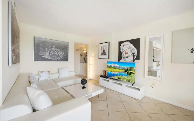 445 Clearwater Hamden