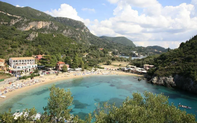 Apollon Annexe