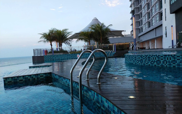 ZilleVille Studio Suite Seaview With Balcony at Imperium Residence