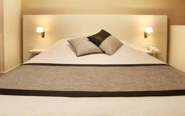 Marine Heights Suites