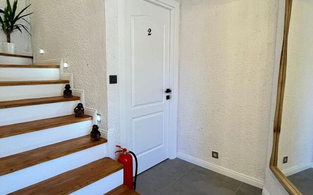 Armi Alaçatı +13 Adult Only
