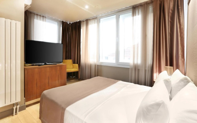 Taksim Premium Hotel
