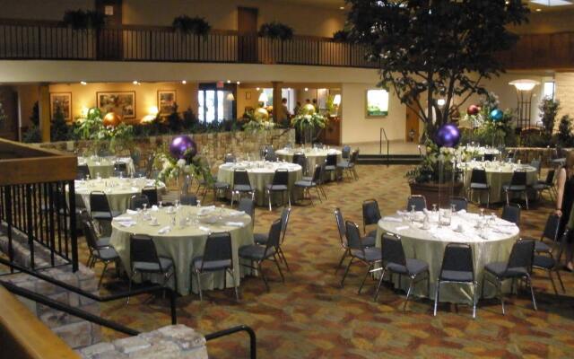 Holiday Inn Joplin-I-44 & Us 71