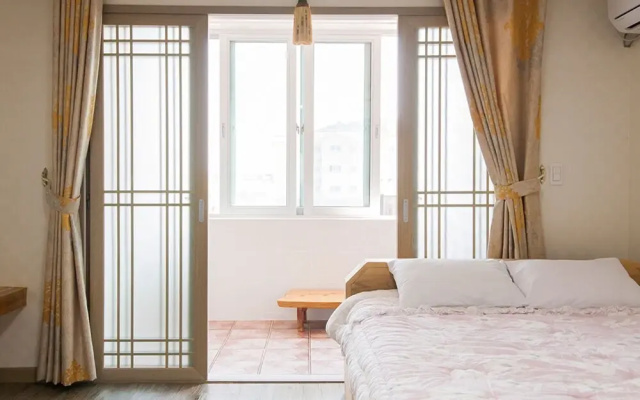 Jeju On the Stone Guest House 2
