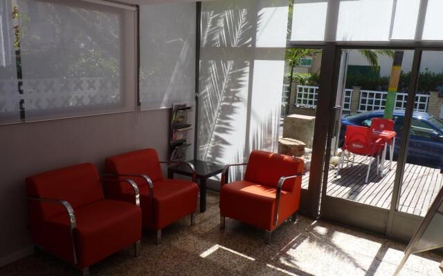 Hostal La Cabaña