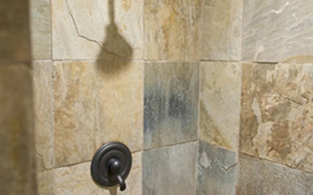 Poolside Aina Nalu Condo D109 - 2 Br Condo