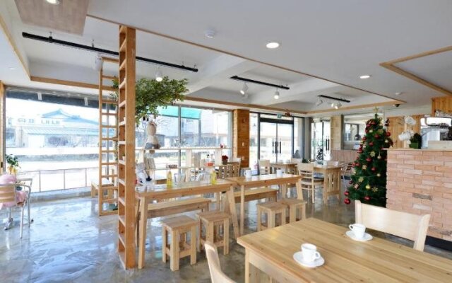 Sokcho HJ House Pension