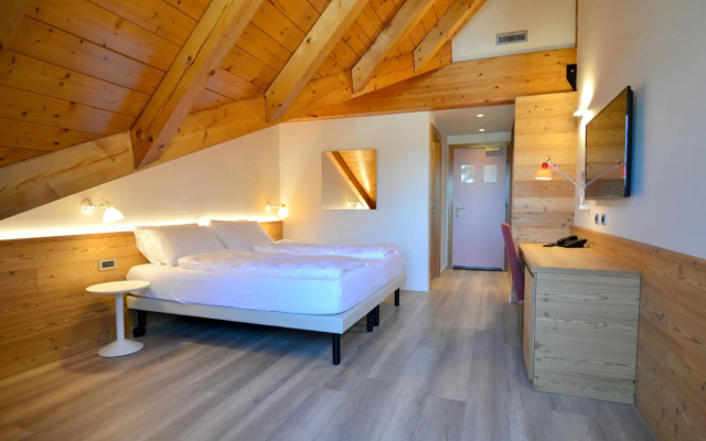 AlpHoliday Dolomiti Wellness