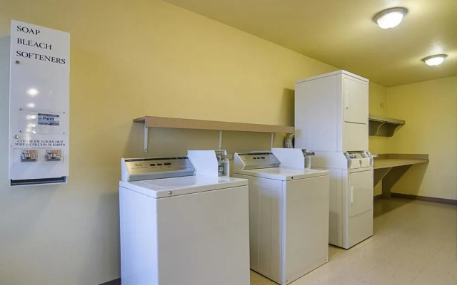 Sleep Inn & Suites