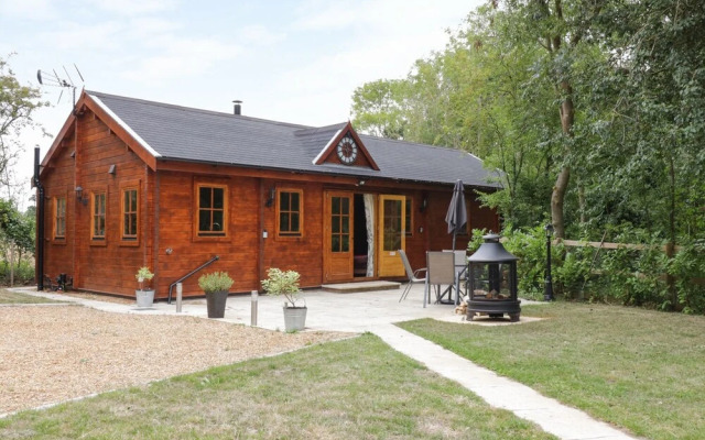 Acorn Lodge