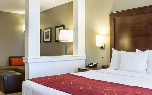Comfort Suites Fargo Medical Center