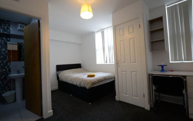 Elegant Apartment in Coventry near Museum