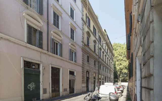 Piazza del Popolo Elegant Apartment