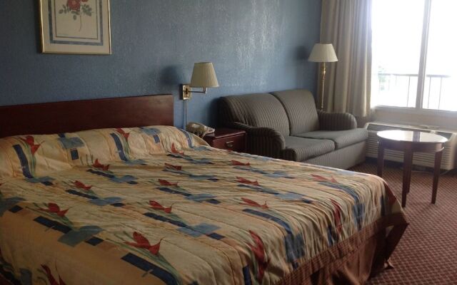 Super Inn & Suites by OYO Milledgeville