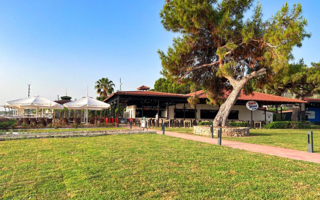 Transatlantik Beach Hotel