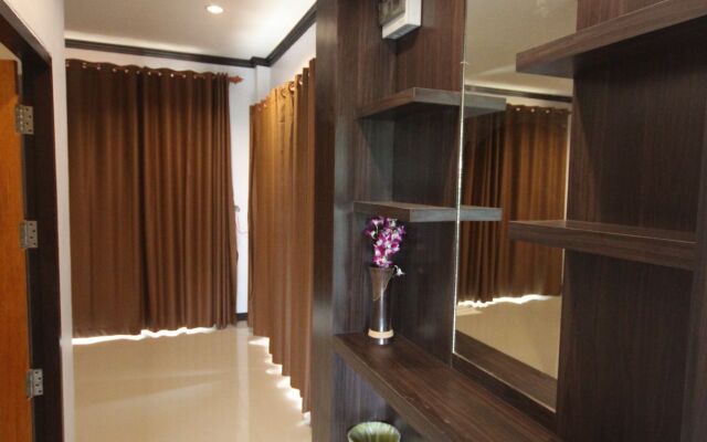 Lanta Lapaya Resort