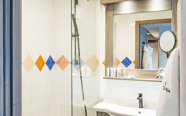 Hotel L'aigle Du Montana By Les Etincell