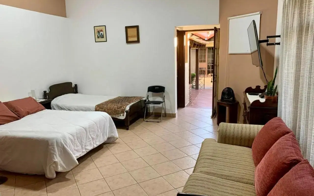 Apartamento con jardin