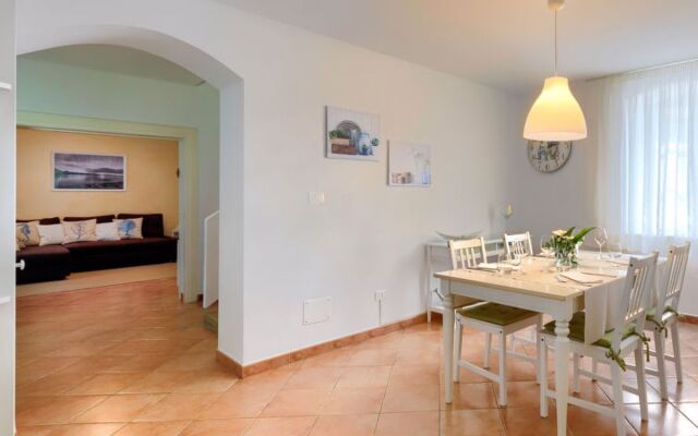 House Tommy Porec/Nova Vas
