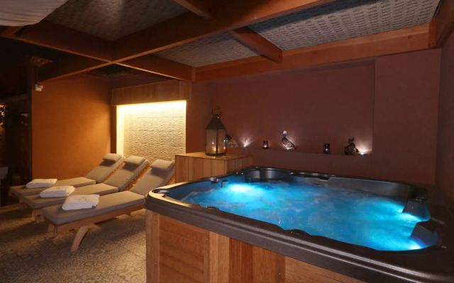 Riad Ysalis