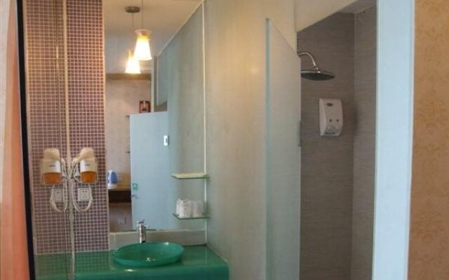 Silver Spring Hotel