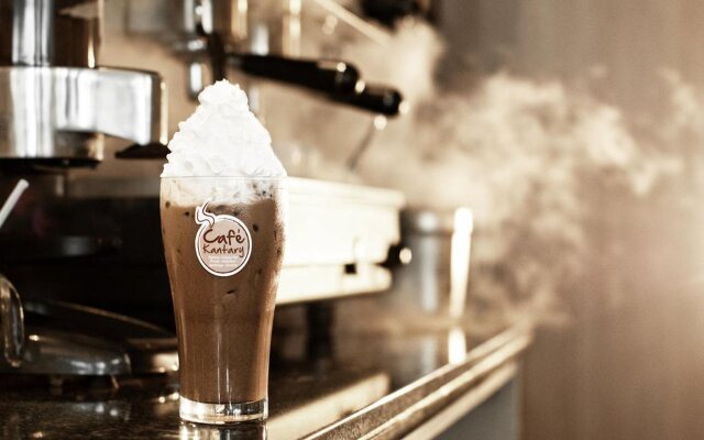 Kameo Grand Rayong Hotel & Serviced Apartments