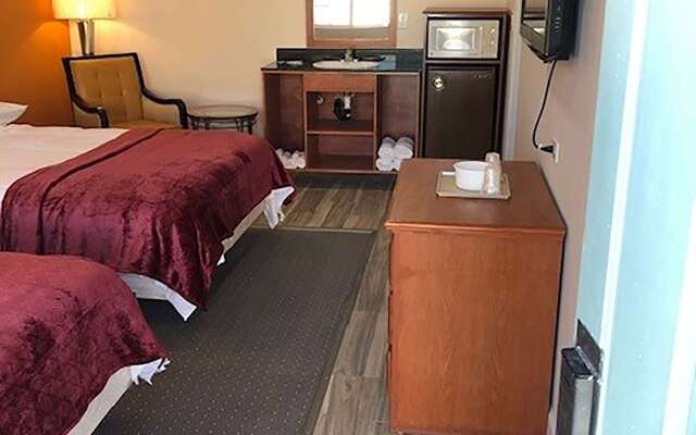 Howard Johnson by Wyndham Ridgecrest, CA