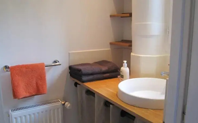 Apartment between Montmartre and Opera