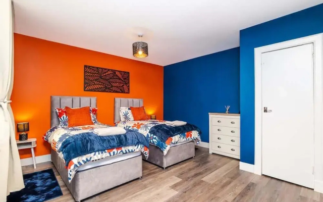 Airport Apartment - Aberdeen - Free Parking