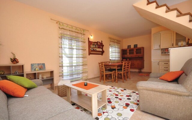 Amazing Home in Postira With 2 Bedrooms and Wifi