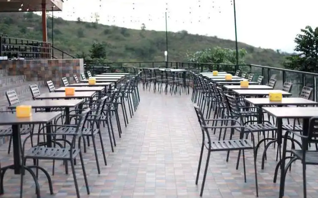 Bukit Indah Doda Hotel & Resorts