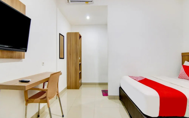 The Shine Residence by OYO Rooms
