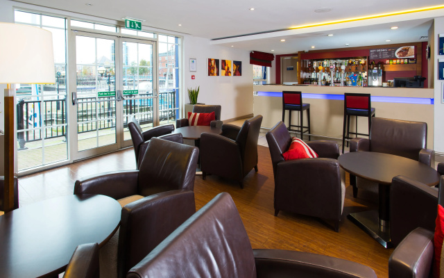 Holiday Inn Express Manchester - Salford Quays by IHG