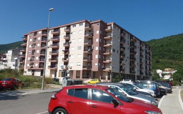 Apartment S&S
