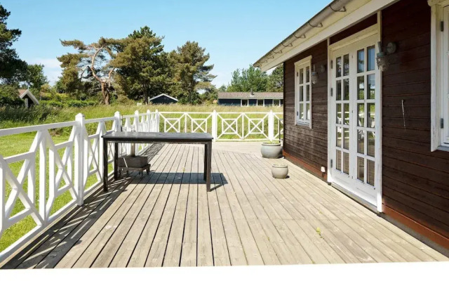 6 Person Holiday Home in Rodby-by Traum