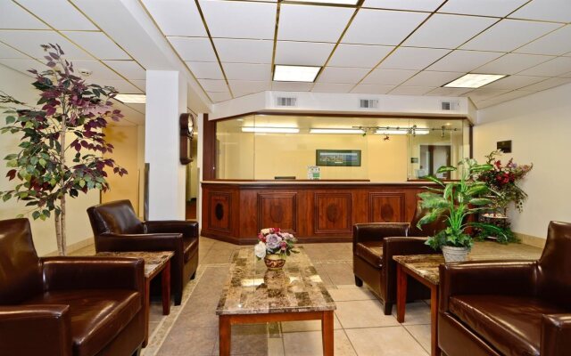 Americas Best Value Inn Louisville