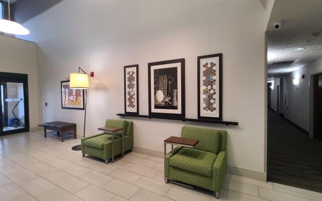 Holiday Inn Express Newton Falls by IHG