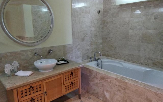 Elegant Suite Private Unit @ Langkawi Lagoon Resort