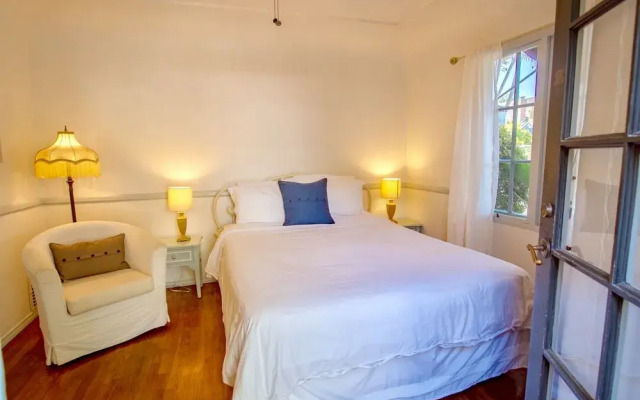 Old Yacht Club Inn Vacation Rentals