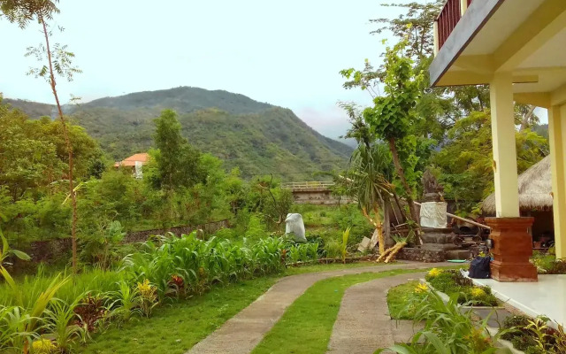 Villa Taman Padi