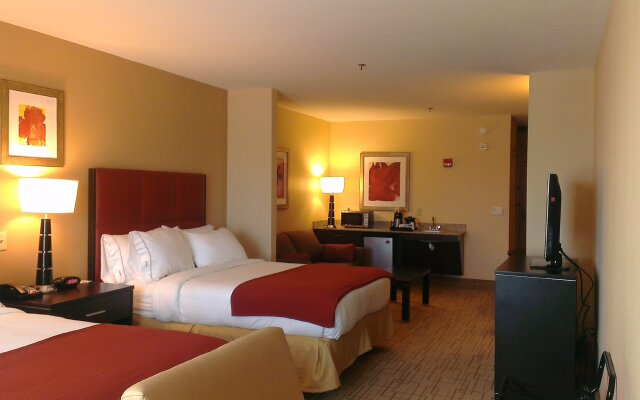 Holiday Inn Express Hotel & Suites Smithfield - Selma I -95, an IHG Hotel