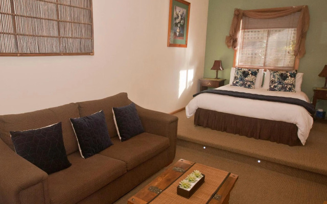 The Shingles Riverside Cottages