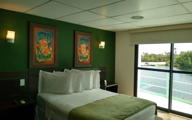 Uiara Amazon Resort