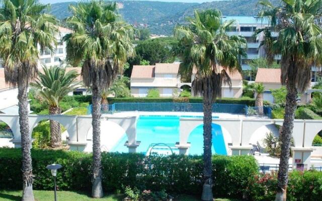 Appartement Le Lavandou, 3 pièces, 6 personnes - FR-1-251-175