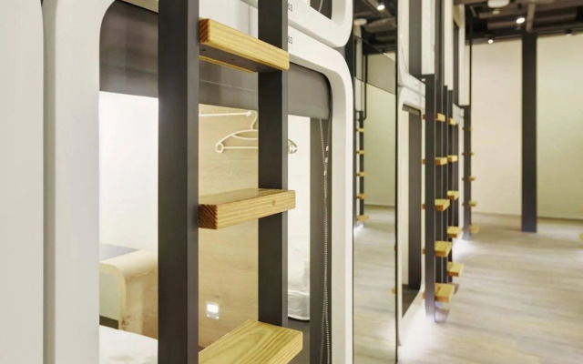 Taiwan Youth Hostel & Capsule Hostel