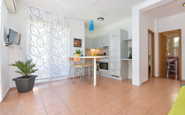 Nice Home in Vodice With Wifi and 1 Bedrooms