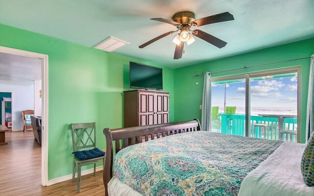Beachfront Oasis